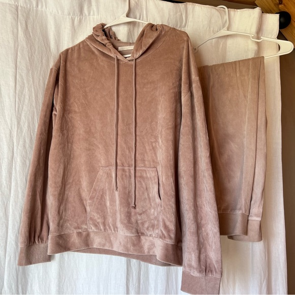 Doublezero Tracksuit size medium - Picture 1 of 2